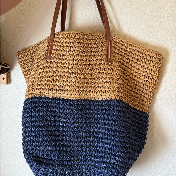 Two-Tone Straw Tote Bag with Leather Handles - Picture 2 of 4